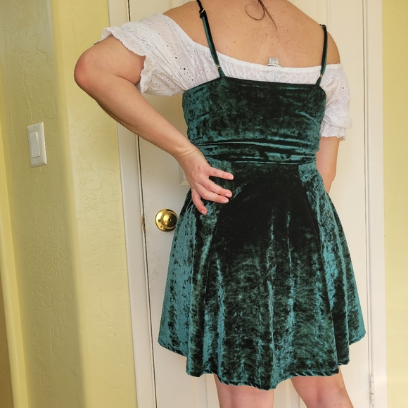 REVAMPED dress - Picture 7 of 8